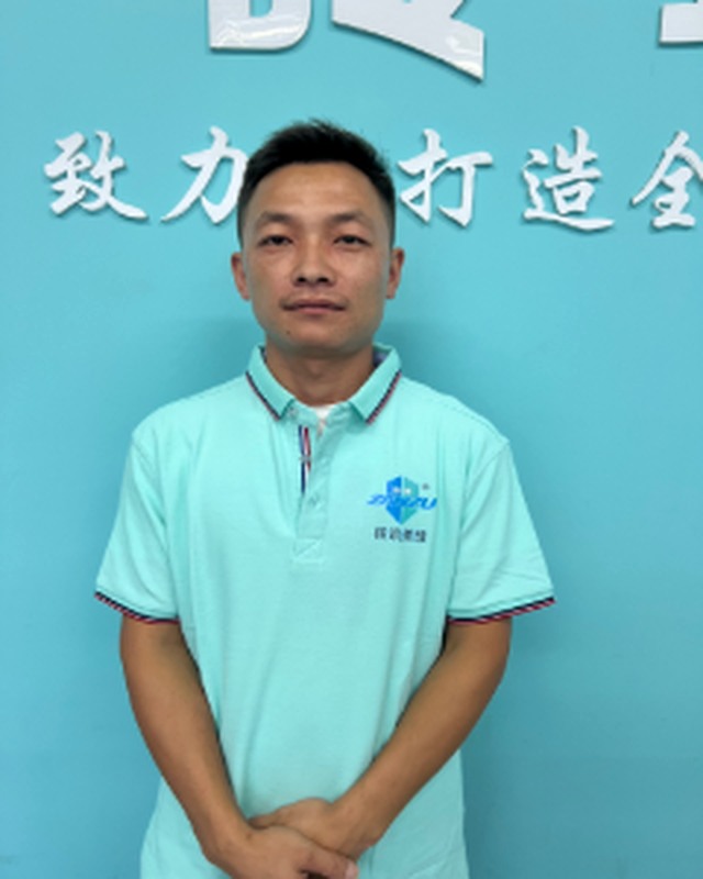 砖筑美缝师傅吴佳宾